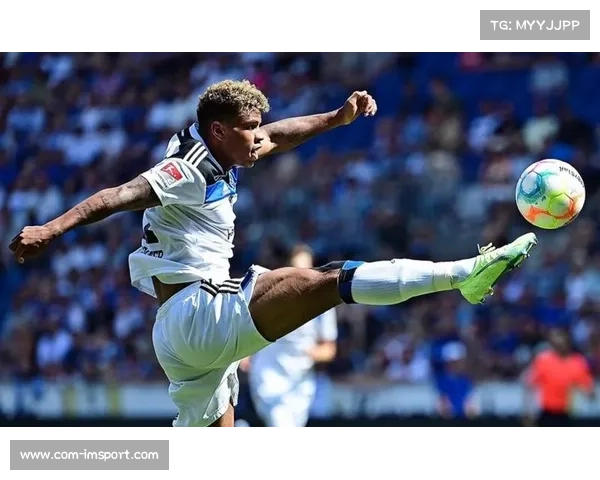 昆茨谈柯尼希斯德费尔:左膝伤病史无碍表现 昆茨谈柯尼希斯德费尔:左膝伤病史无碍表现